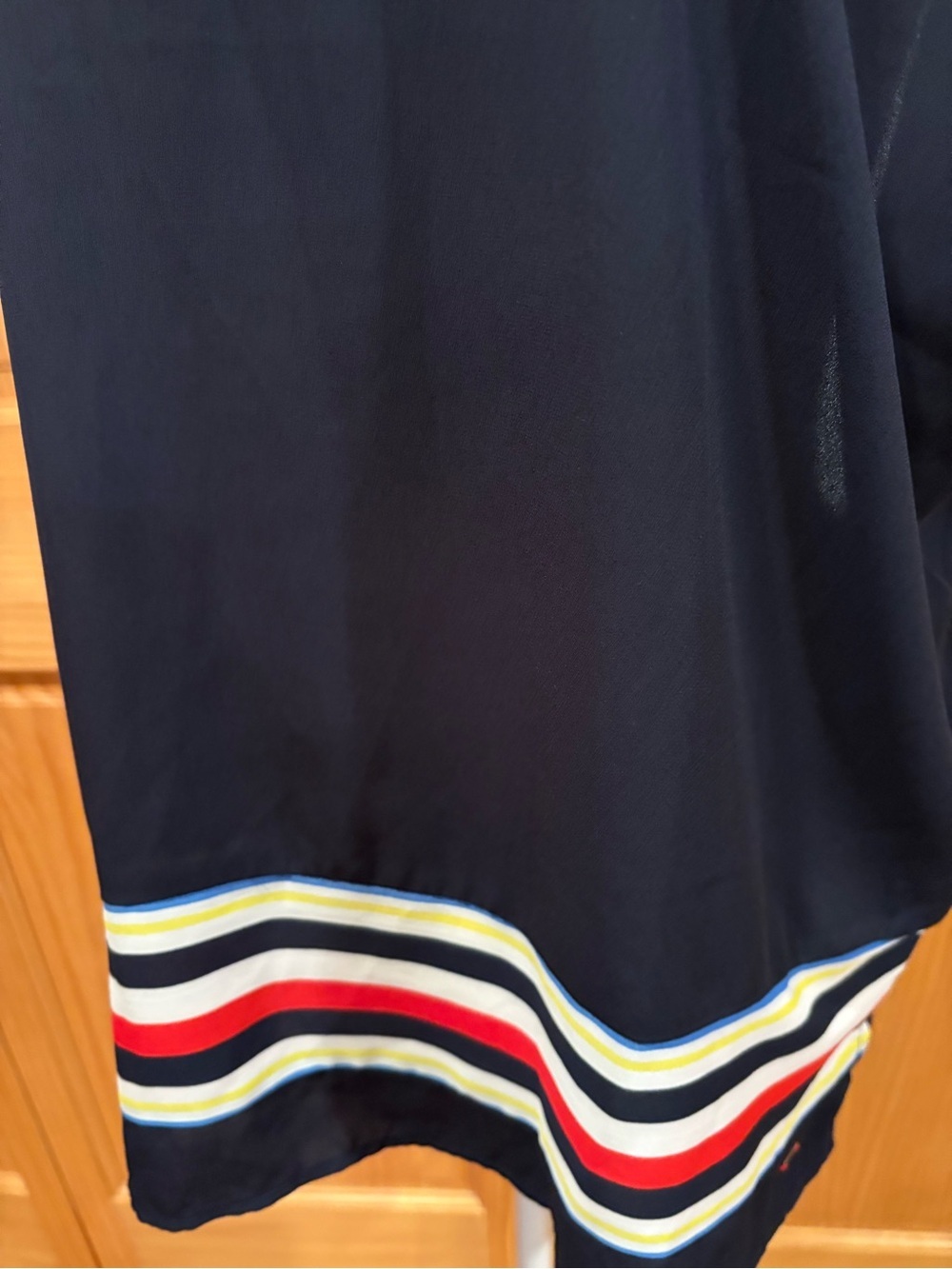 Tommy Hilfiger short-sleeve split-neck blouse Navy blue/red/white/yellow size XL - Picture 4 of 12